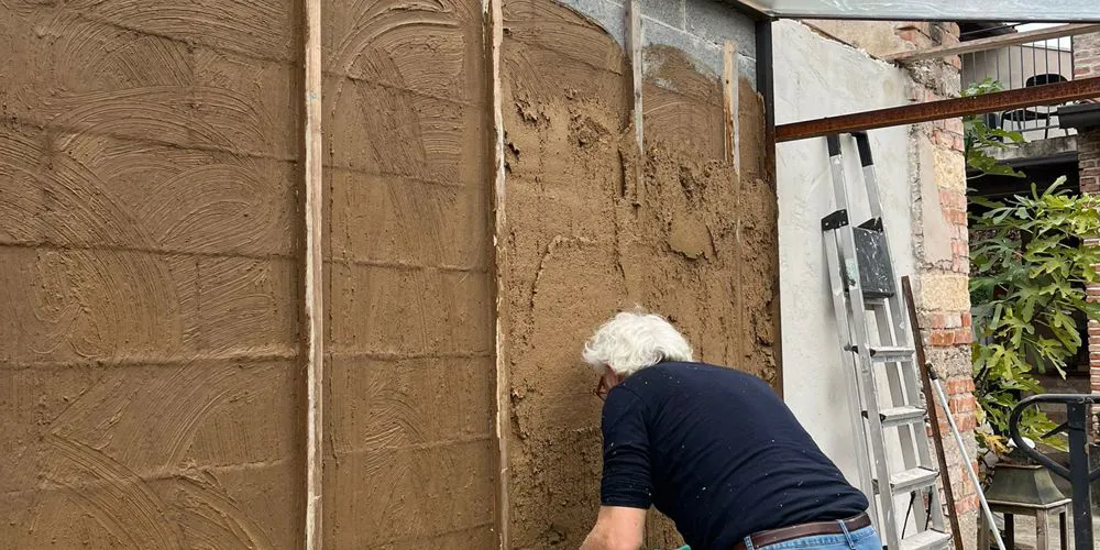 INTONACO IN TERRA CRUDA E PAGLIA